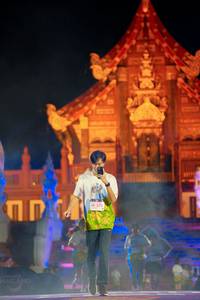 BIB: 571
                            <button type="button" onclick="openModal(22476664)" class="btn btn-primary btn-sm float-right btn-popup" data-toggle="modal" data-target=".modal-high-quality">
                        <i class="fas fa-shopping-cart"></i> Add to Cart
                    </button>
                                            <button type="button" onclick="isThisMe(22476664, true)" class="btn btn-success btn-sm float-right btn-popup btn-isme hidden" data-toggle="tooltip" data-placement="bottom" title="นี่คือรูปของคุณใช่ไหม คลิกที่นี่เพื่อเอาเข้าอัลบั้ม">
                        <i class="fas fa-plus"></i> Add to album
                    </button>
                    <button type="button" onclick="isThisMe(22476664, false)" class="btn btn-warning btn-sm float-right btn-popup btn-isnotme hidden">
                        <i class="fas fa-ban"></i> Remove from album
                    </button>